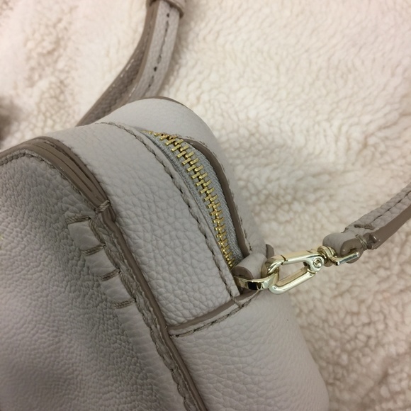 Kate Spade Pebbled Leather Crossbody/Messenger - Picture 6 of 6